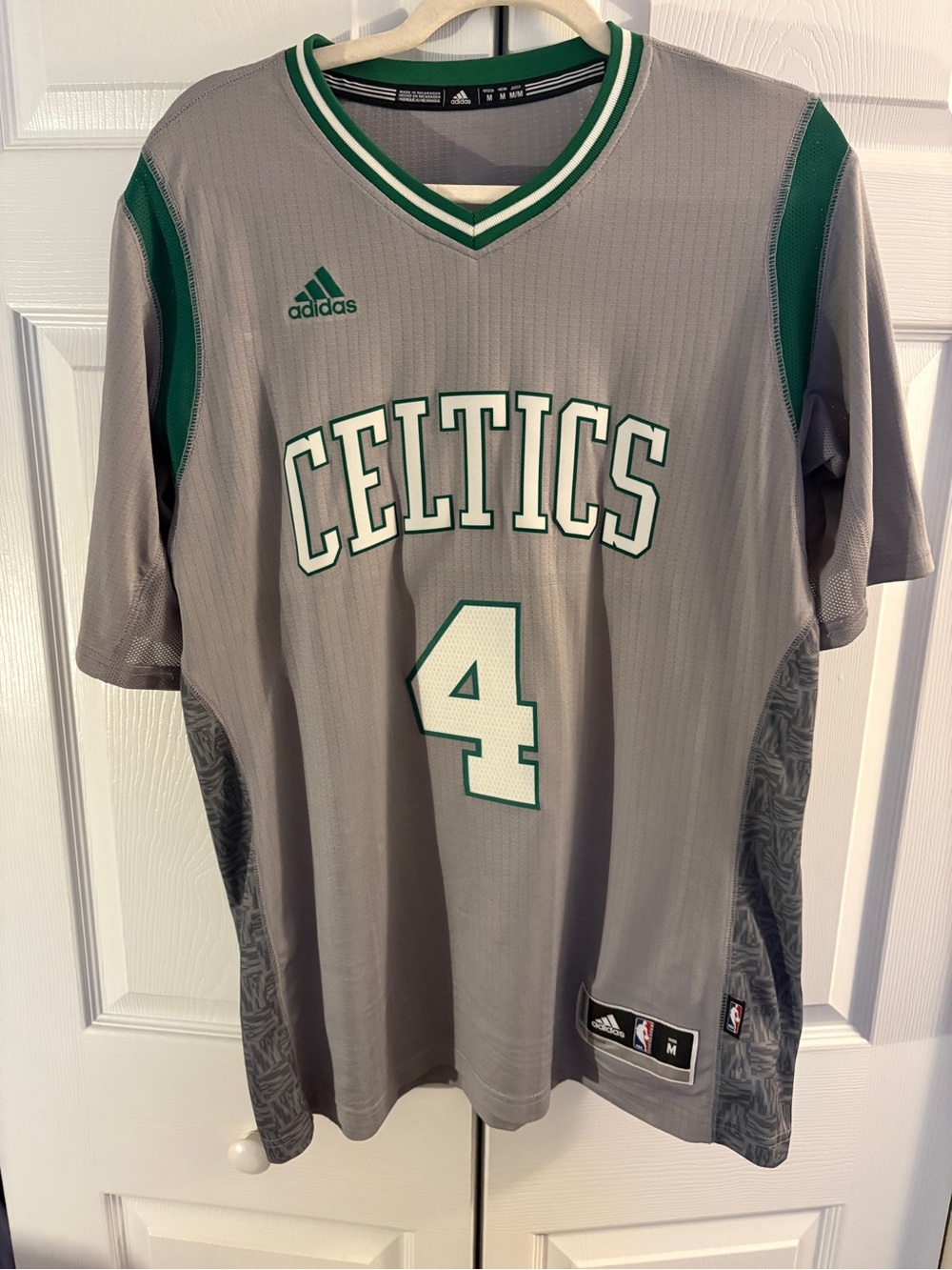 adidas Boston Celtics Isaiah Thomas #4 NBA Jersey Gray Size M
